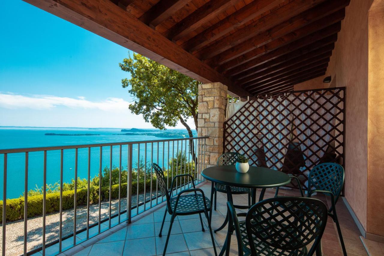 Domina Borgo Degli Ulivi - Garda Lake Gardone Riviera Buitenkant foto