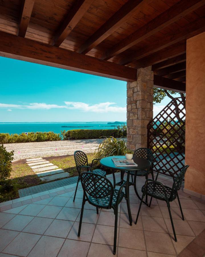 Domina Borgo Degli Ulivi - Garda Lake Gardone Riviera Buitenkant foto