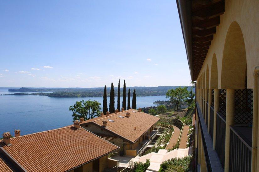 Domina Borgo Degli Ulivi - Garda Lake Gardone Riviera Buitenkant foto