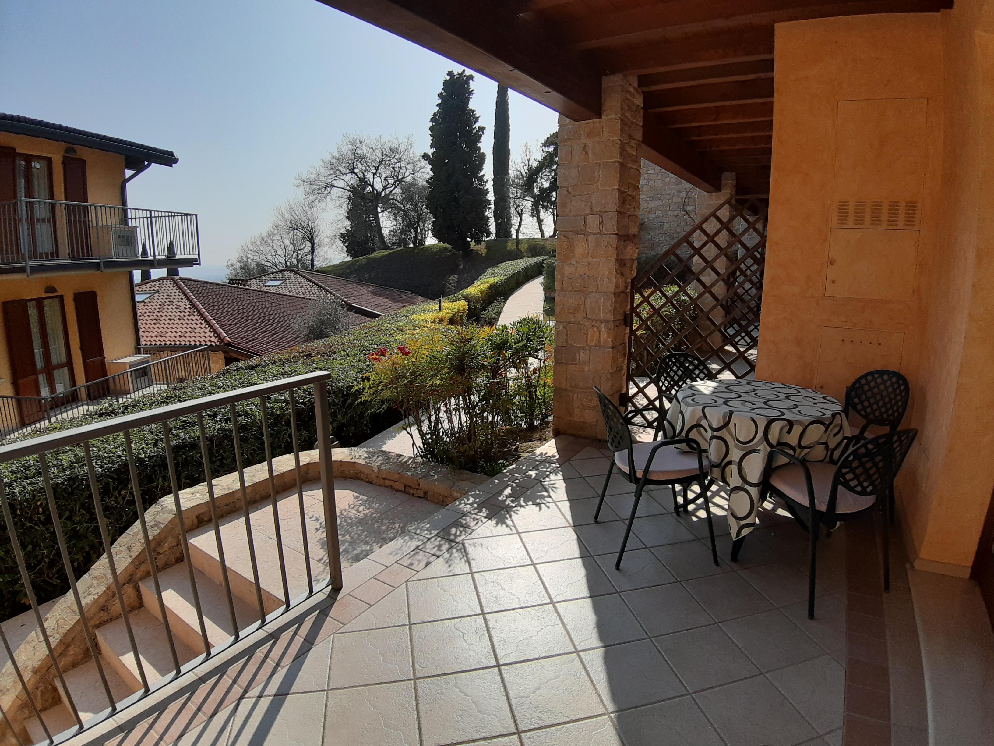 Domina Borgo Degli Ulivi - Garda Lake Gardone Riviera Buitenkant foto